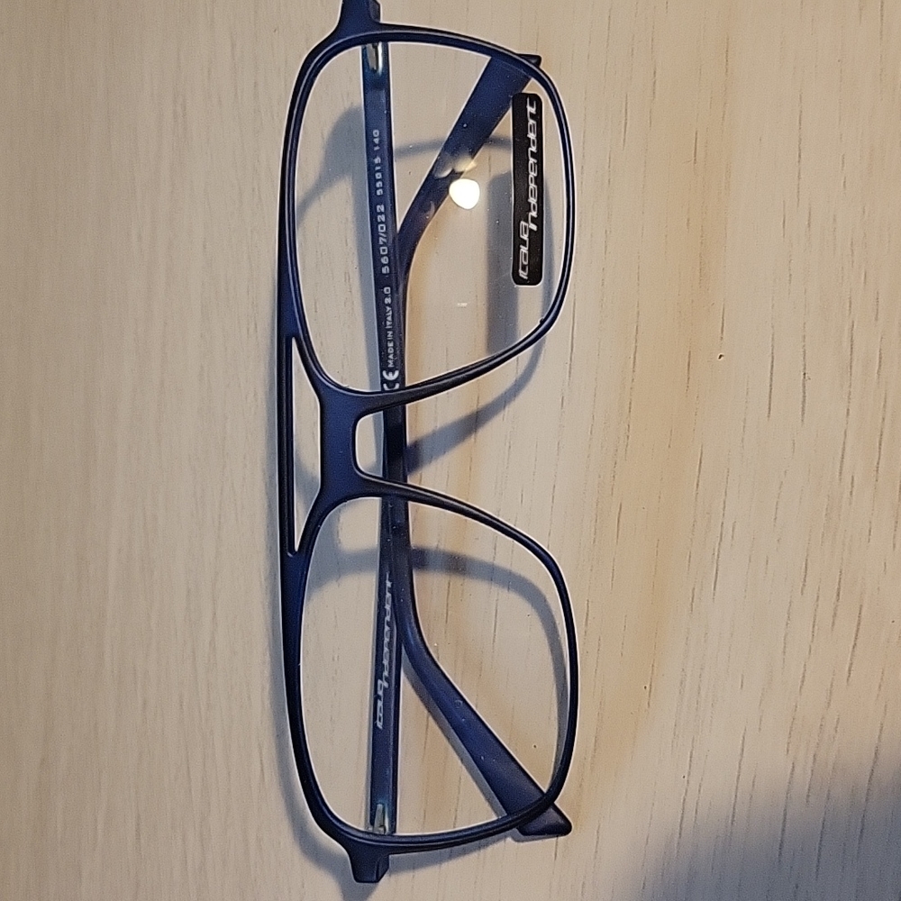 Italia independent designer glasses